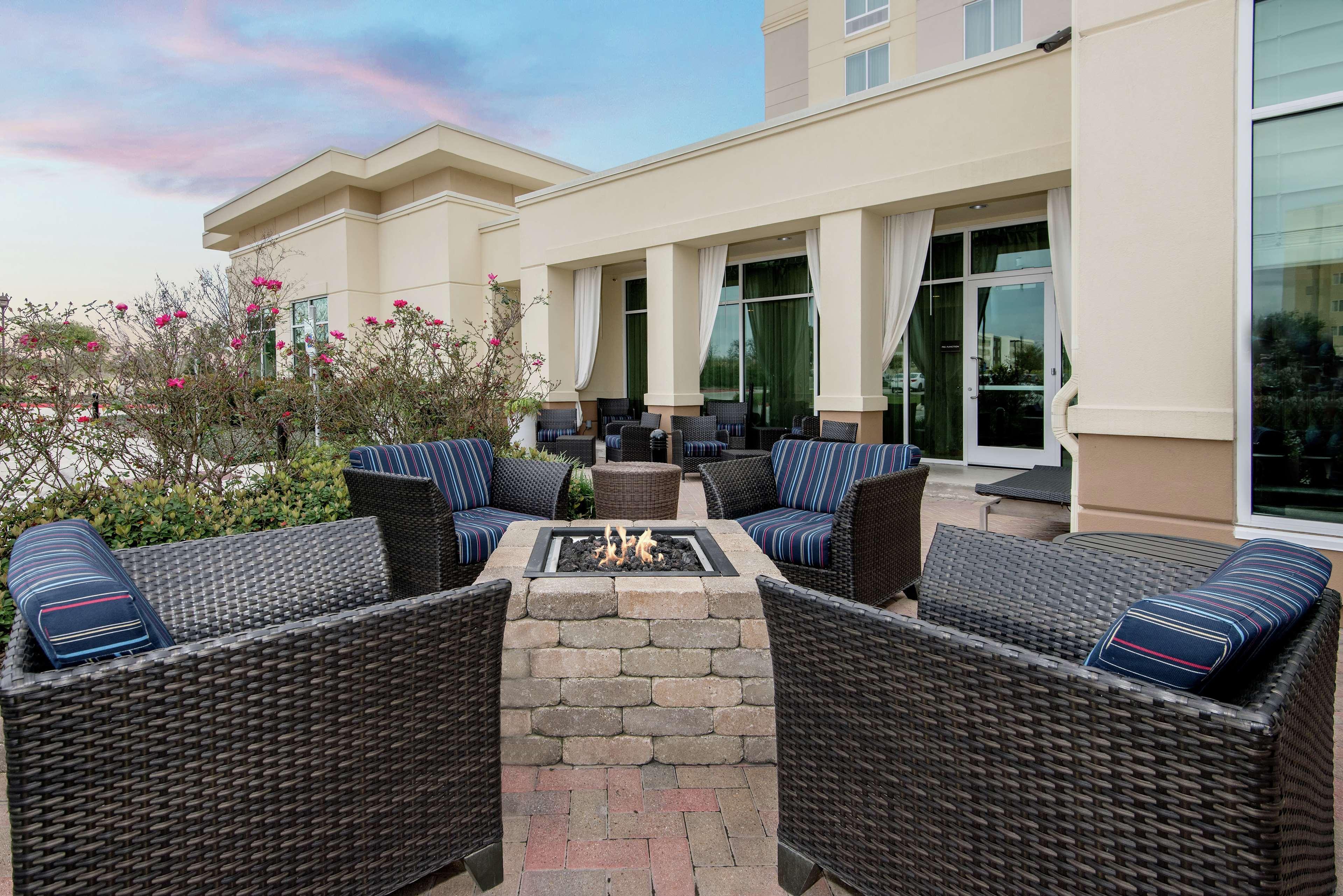 Hilton Garden Inn San Antonio/Rim Pass Drive Eksteriør bilde