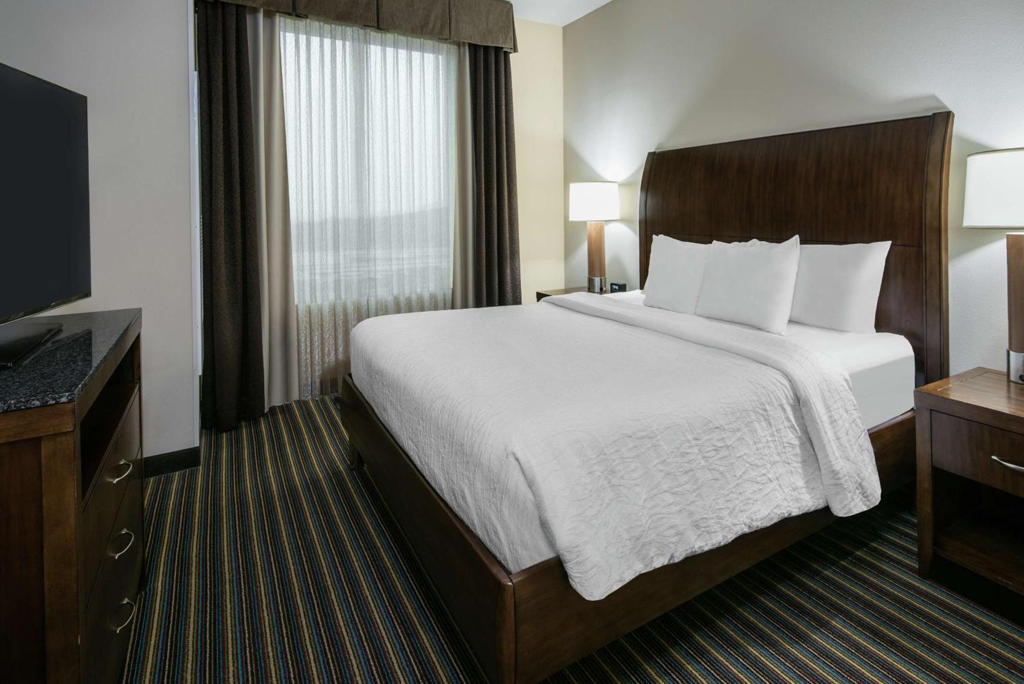 Hilton Garden Inn San Antonio/Rim Pass Drive Eksteriør bilde